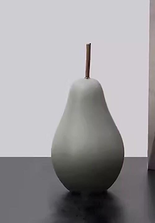 Ceramic table decoration "PEAR" in green color. Dimension: 15x7,7cm SD-173G