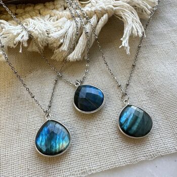 Collier Justine Labradorite chaine argentée 2