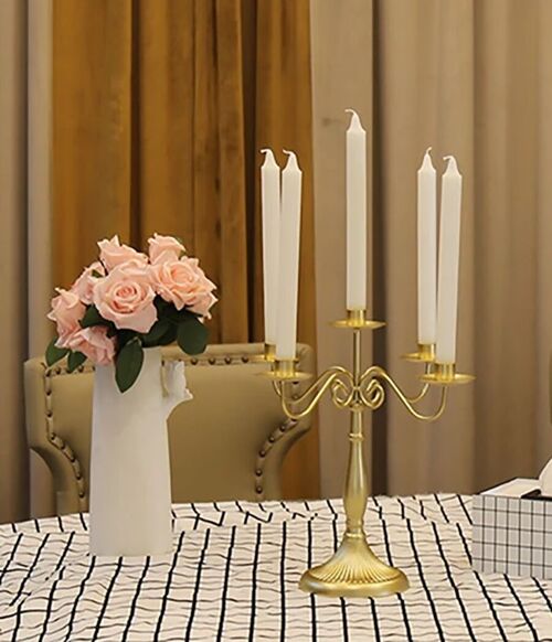 Metal retro five-fold decorative candlestick in gold color. Dimension: 13x24x30cm SD-178