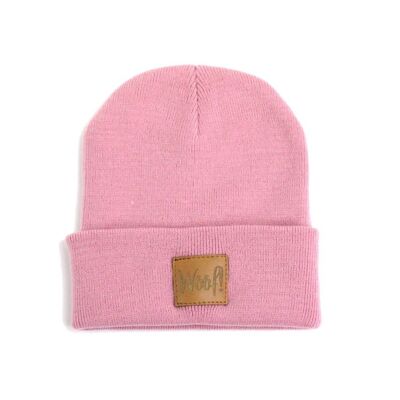 Gorro rosa viejo con parche