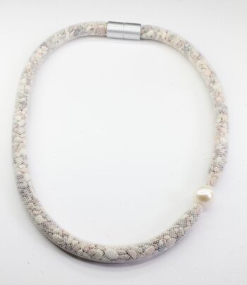 Collier Lanzarote avec perle blanche 2
