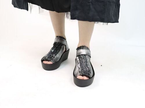 WOMEN LEATHER SHOES PIPPIN SS24
