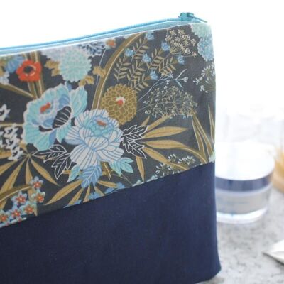 Maya blue bouquet zipped pouch