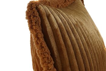 COUSSIN POLYESTER 45X15X45 380 GR, CISAILLEMENT TX207989 2