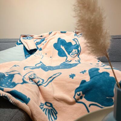 Mermaid cuddly blanket