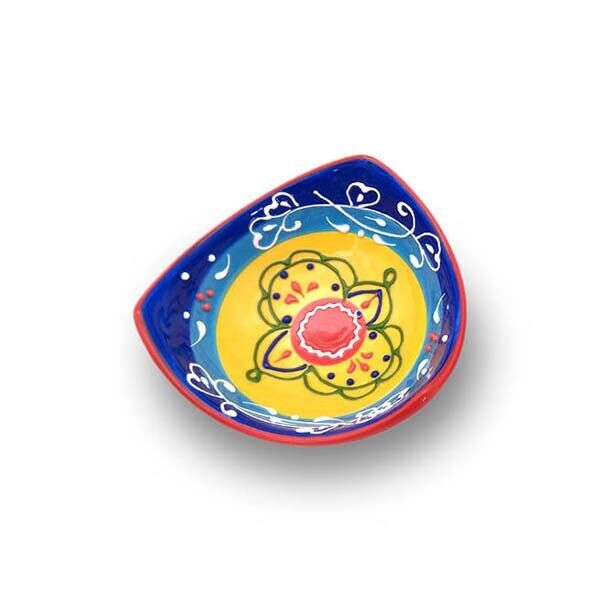 Ciotola triangolare rigata