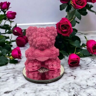 Bougie pilier Teddy Bear Rose sur un bougeoir miroir