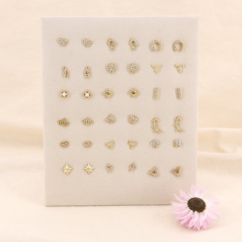 Set di 18 paia di orecchini a bottone in acciaio con strass 0323201