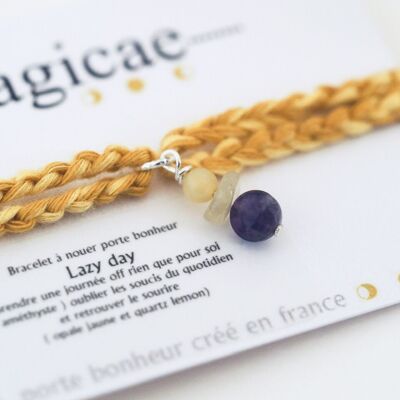 Bracelet porte bonheur a nouer LAZY DAY