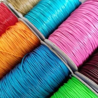 Kordel aus „gewachster Baumwolle“ in 1 mm verschiedenen Farben, pro 20 Meter