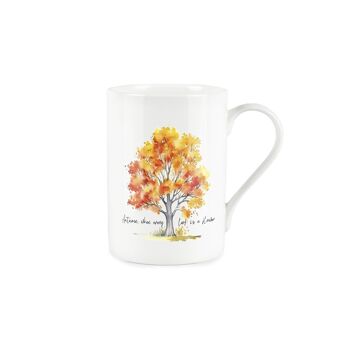 Tasse de fleur de feuille d’automne