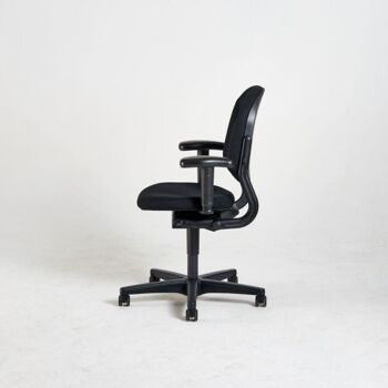 Chaise de bureau reconditionnée Ahrend 220 Noir Design Ergonomique - Tissu neuf 5