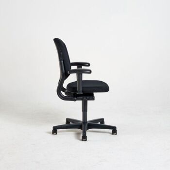 Chaise de bureau reconditionnée Ahrend 220 Noir Design Ergonomique - Tissu neuf 7
