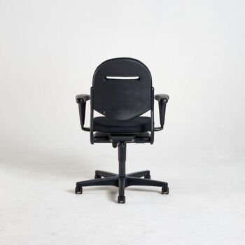 Chaise de bureau reconditionnée Ahrend 220 Noir Design Ergonomique - Tissu neuf 8