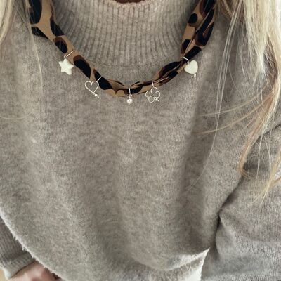 Silver leopard necklace