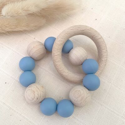 Blue teething rattle in beech wood and silicone