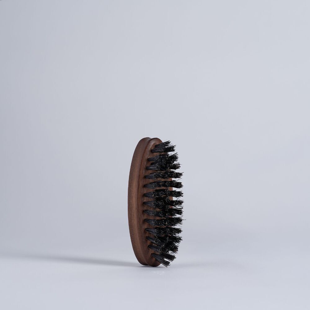 Cepillo para barba con cerdas de jabalí