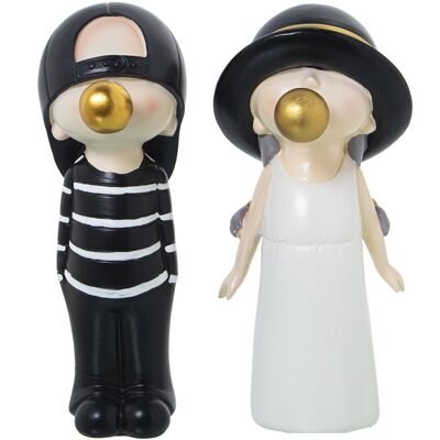 YOUNG RESIN FIGURE WITH WHITE/BLACK GUM, ASSORT. GIRL/BOY _11X7X20CM LL61844