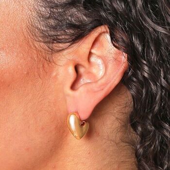 Boucles d'oreilles demi-créoles Molten Heart en or 2
