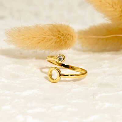 Thin gold front opening ring with rhinestones and circle