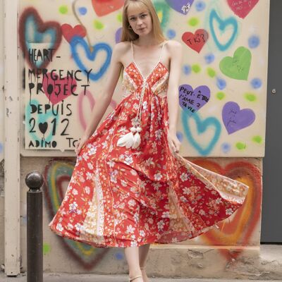 Long dress with braided straps with pompoms and shells