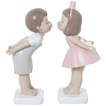 SET 2 FIGURINES EN RÉSINE KISSING BOYS _10X10X22CM LL50436 1