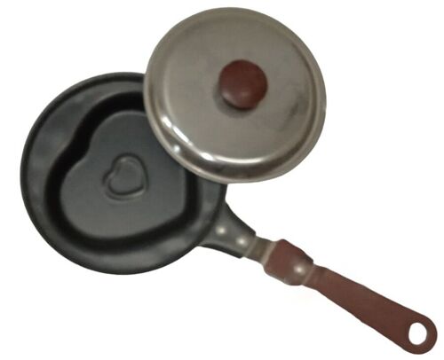 PAN WITH LID FOR PANCAKES OR FRIED EGG "HEART" DIMENSION: 26x13cm SP-071E