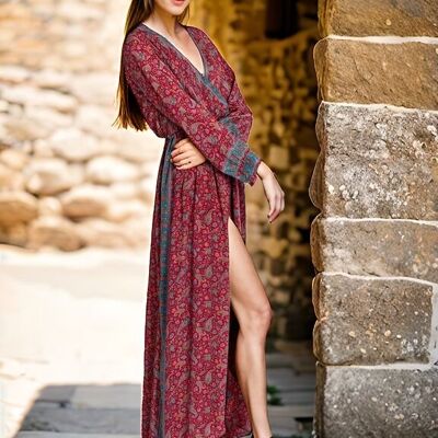 Vestido Largo con tajo en la pierna y estampado Paisley