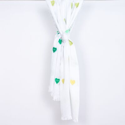 Scarf with motifs "Green Hearts"