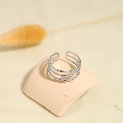 Adjustable triple line silver ring