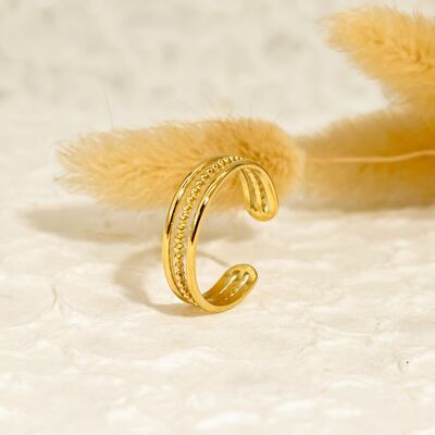 Triple golden line ring