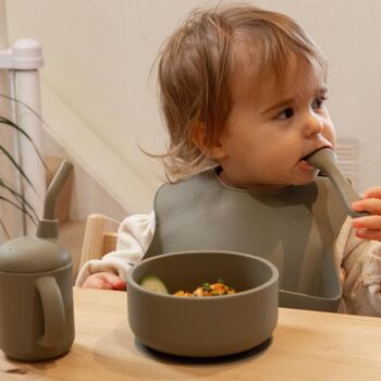 Bol à ventouse en silicone pour bébé avec couvercle - Par Tiny Dining 9