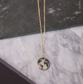 Collier Petra Coin World Map - Or 1