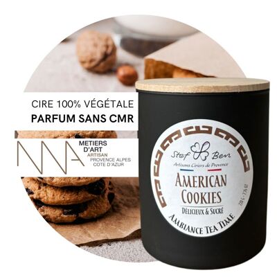 Vela perfumada AMERICAN COOKIES, vertida a mano por fabricantes de cera artística.