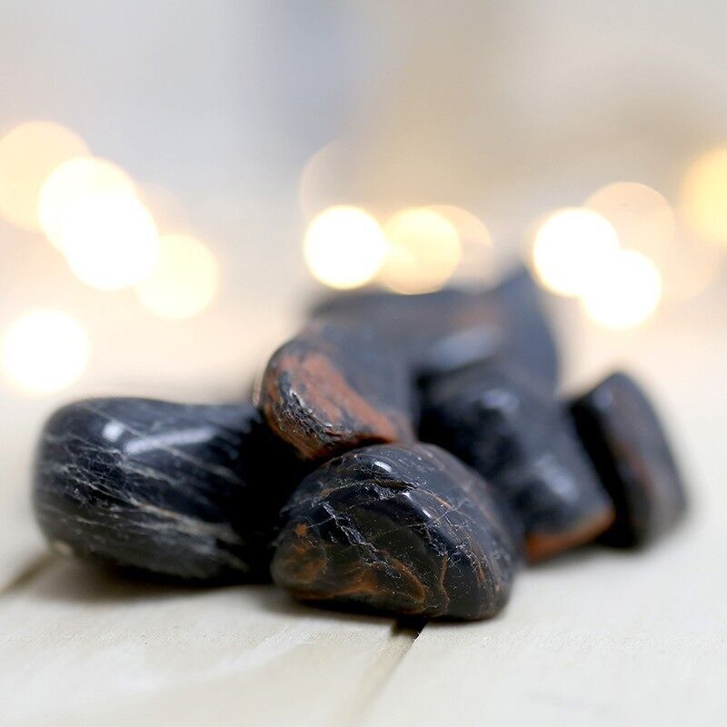 Pierres naturelles irrégulières - Tourmaline noire avec hématite 200gr.