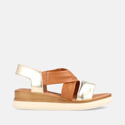 WOMEN'S WEDGE SANDAL IN PLATINUM DESIRED LEATHER