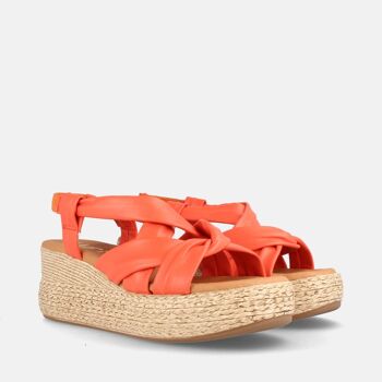 SANDALE PLATEFORME POUR FEMME EN CUIR CERALÍN CLARABELLA CORAIL 2