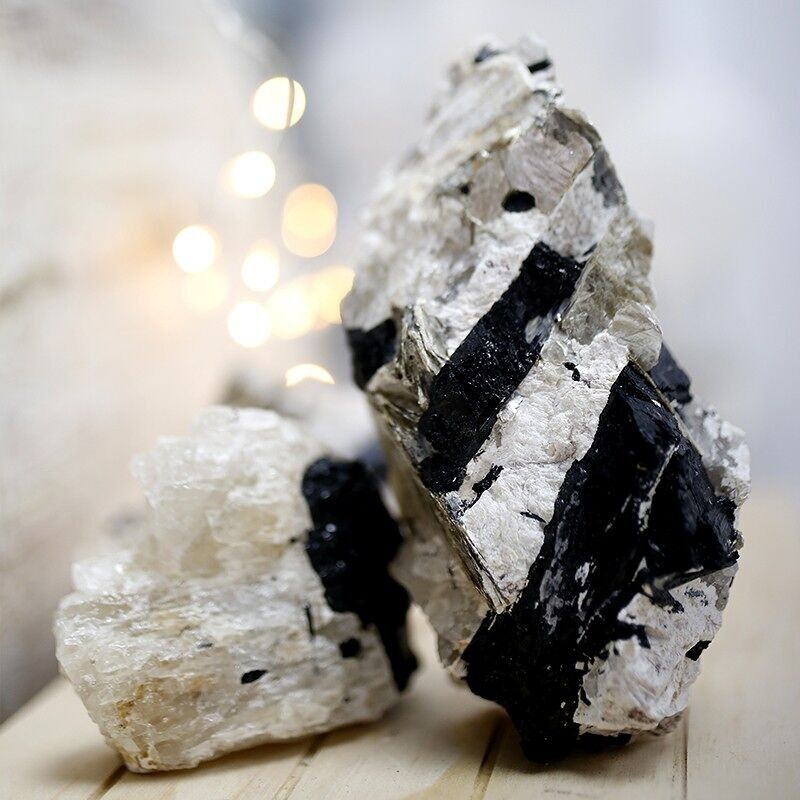 Roche de quartz matricielle tourmaline - 500 à 750grs.