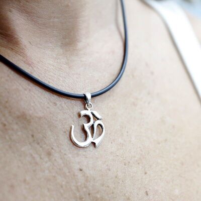 Pendentif en argent - Om