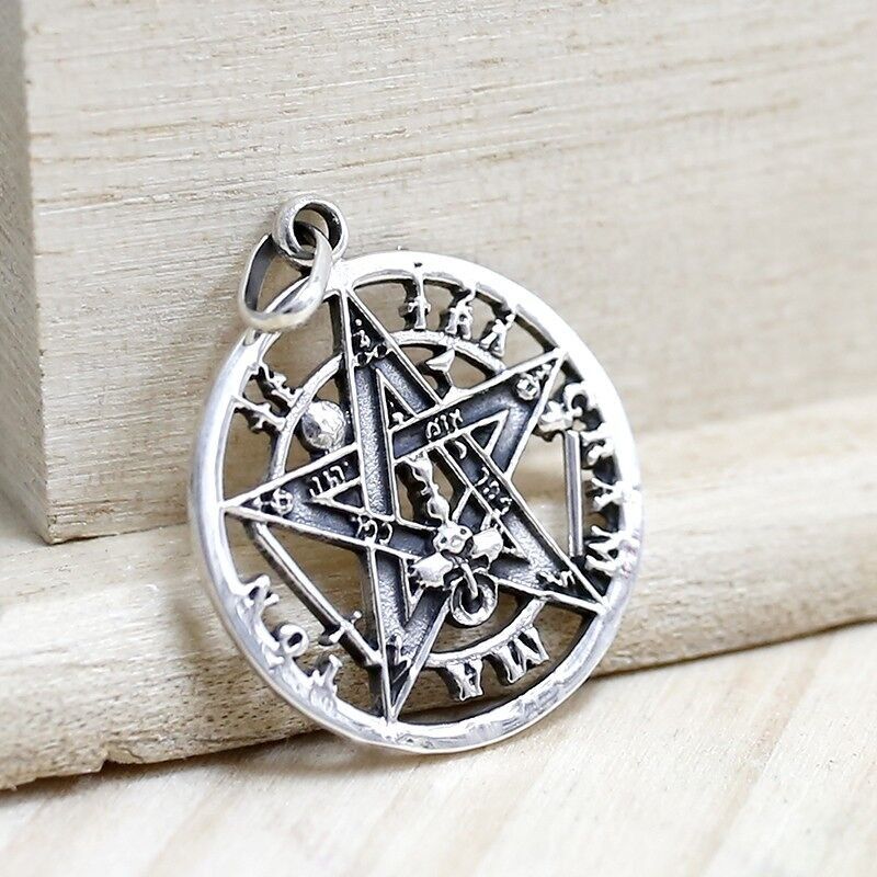 Ciondolo in argento con tetragramma grande (2,5 cm)