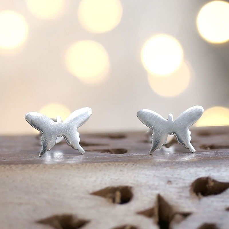 Orecchino d'argento - farfalla