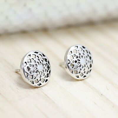 Silver earring - smooth mandala