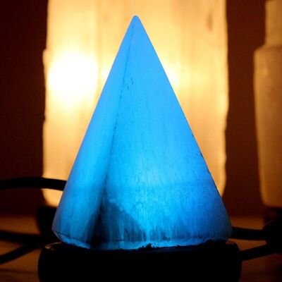 2 lampes pyramidales USB en sélénite