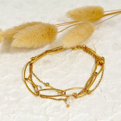 Bracelet triple chaîne dorée avec perle synthétique et strass