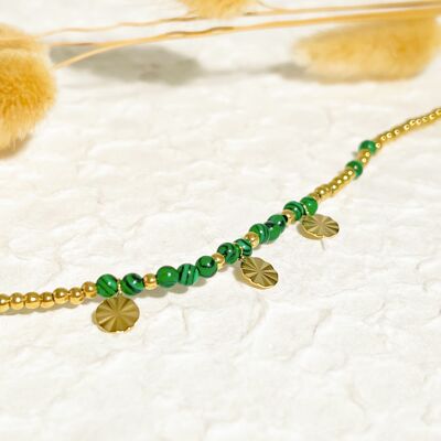 Golden chain bracelet with synthetic malachite
