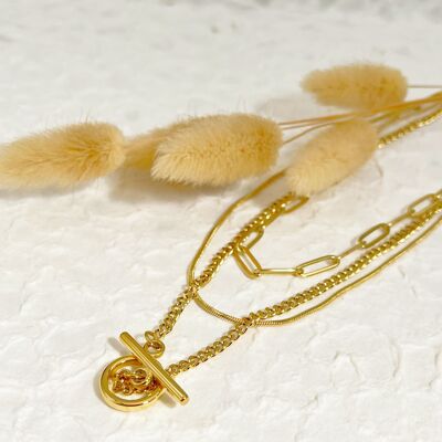 Triple gold chain necklace with clasp