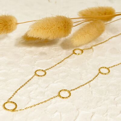 Gold chain necklace with rings