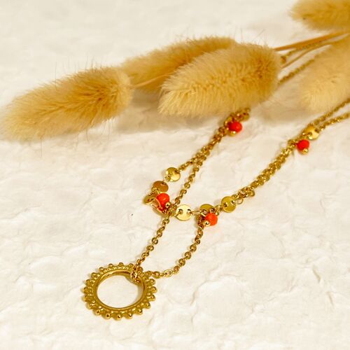 Collier double chaîne dorée avec pendentif soleil et pierre orange
