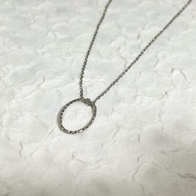 Silver chain necklace with oval pendant