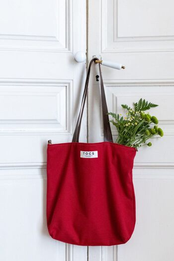 Sac rouge basique avec poignées en cuir 6